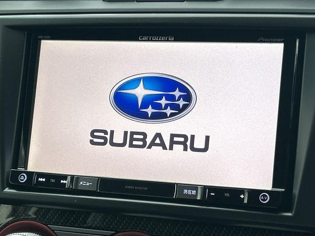 �y�����i�r�z�l�C�̏����i�r�𑕔����Ă���܂��B�i�r�̎g���₷���͂������A�I�[�f�B�I�@�\���[��!�L�����v�◷�s�͂������A�ʋ΂┃�����ȂǕ��i�̃h���C�u���y�����Ȃ�͂���