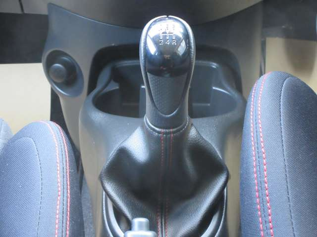 マーチ1.5 NISMO S