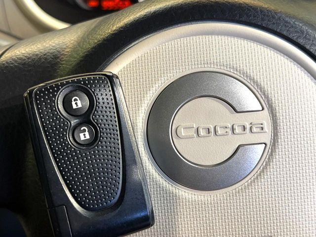 �y�L�[�t���[�V�X�e���z�J�o����|�P�b�g�ɓ��ꂽ�܂܂ł��h�A�̎{���E�������\�ȃX�}�[�g�L�[�𑕔��B�G���W���̃I���E�I�t�����J�M�����o���K�v����������Ƃ��Ă��֗��ł���