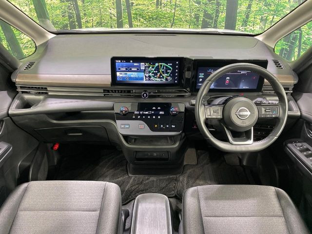 セレナ1.4 e-POWER ハイウェイスターV