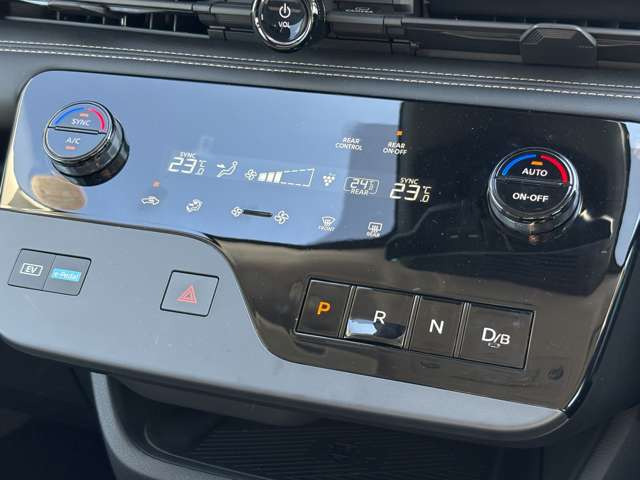 セレナ1.4 e-POWER ハイウェイスターV