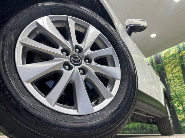 �y����17�C���`�A���~�z�C�[���z�O�ςɃ}�b�`���������A���~�z�C�[���𑕒����Ă���܂��B�e��ЊO�A���~�z�C�[����A�X�^�b�h���X�^�C�����戵�����Ă���܂��B���񂲑��k����������