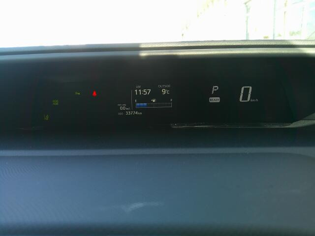 �V���v���Ō��₷���f�U�C���̃��[�^�[�p�l���ł��B�Ԃ̏�񂪕\�������厖�ȏꏊ�����炱�����₷������؂ł��ˁB