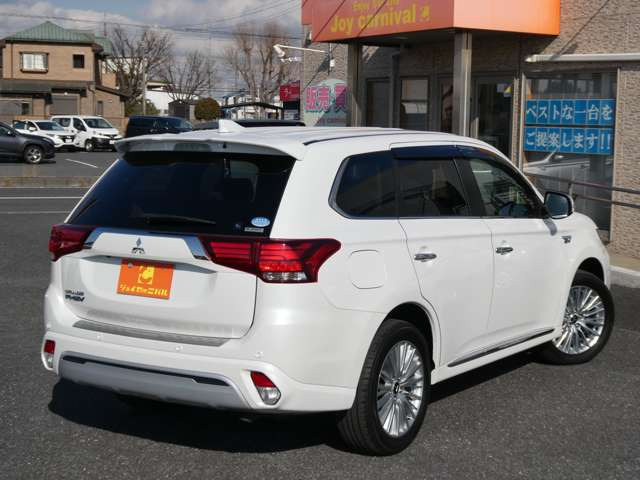 ���f�ڎԗ��́A�o�b�N���[�h�Ɉړ����Ă���ꍇ��N���[�j���O���œX���ɖ����ꍇ�A�܂��A�݌Ɉړ���ԗ��񑗓��Ō䗗�����Ȃ��ꍇ���������܂��B�������X�\�肪�����܂�ł�����A���O�ɂ��\������肢�v���܂��B