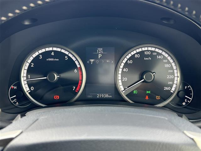 NX200t Fスポーツ 4WD