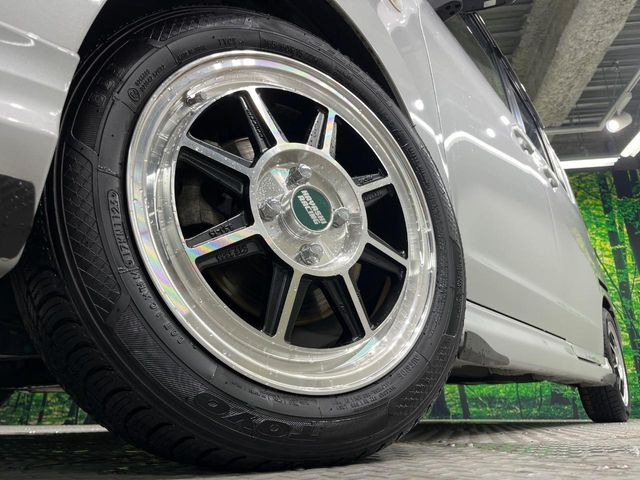 �y15�C���`�A���~�z�C�[���z�O�ςɃ}�b�`�����A���~�z�C�[���𑕒����Ă���܂��B�e��A���~�z�C�[����A�X�^�b�h���X�^�C�����戵�����Ă���܂��B���񂲑��k����������