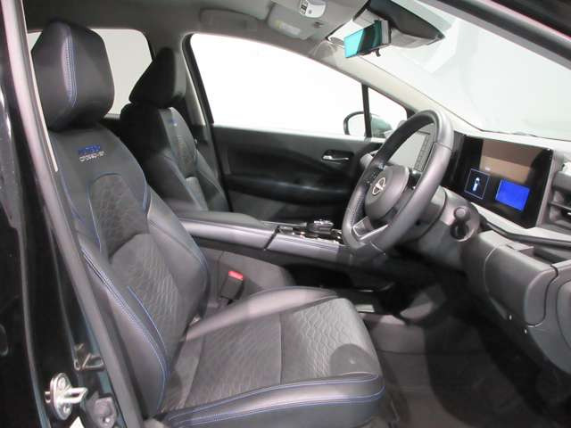 ノート1.2 AUTECH クロスオーバー FOUR プラス アクティブ 4WD