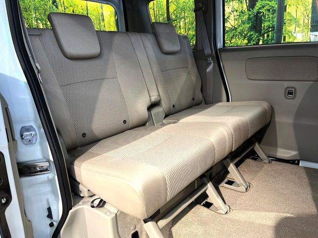 �L�X�Ƃ���2��ڃV�[�g�͋��Z���������A���S�n�����K!�F�B��Ƒ��Ƃ̂��o�����ɂ҂�����ł��B�x�r�[�V�[�g��`���C���h�V�[�g�g�p�������K�ɂ��߂�������������\���ȋ�Ԃ��m�ۂ��Ă��܂��B