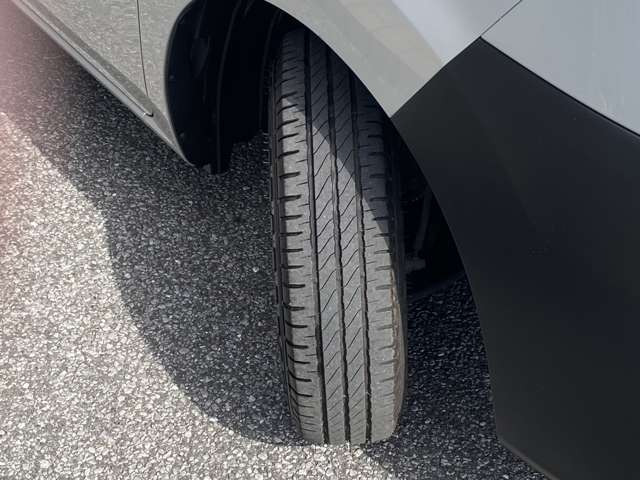 NV200バネットバン1.6 DX