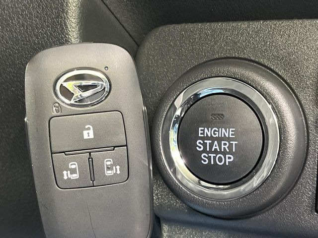 �y�L�[�t���[�V�X�e���z�J�o����|�P�b�g�ɓ��ꂽ�܂܂ł��h�A�̎{���E�������\�ȃX�}�[�g�L�[�𑕔��B�G���W���̃I���E�I�t�����J�M�����o���K�v����������Ƃ��Ă��֗��ł���