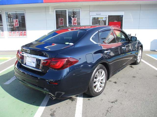 フーガハイブリッド