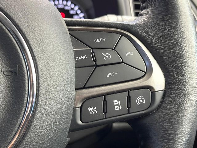 �����[�_�[�N���[�Y�R���g���[��:�O�̎ԂƂ̎Ԋԋ��������ɂƂ�A��葬�x�Ŏ������s���Ă���鎟����̃N���[�Y�R���g���[��!��ɍ������H�⎩���Ԑ�p���H�Ŏg�p����֗��ȋ@�\�ł�!