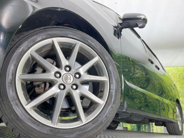 【純正アルミホイール】外観にマッチした純正アルミホイールを装着しております。各種社外アルミホイールや、スタッドレスタイヤも取扱いしております。是非ご相談ください♪