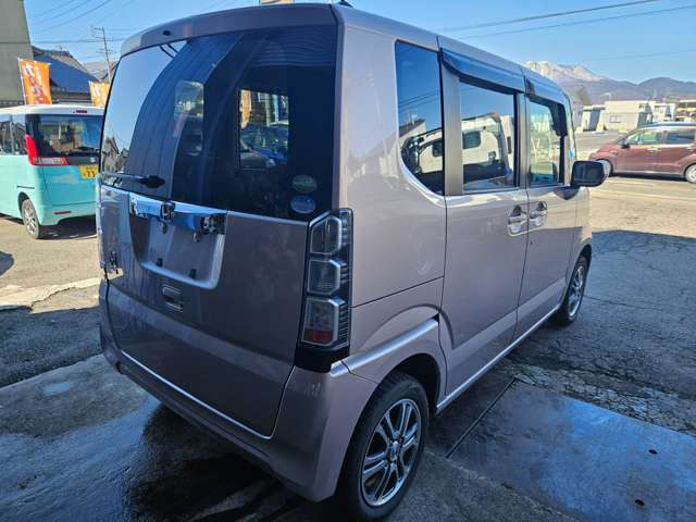 N-BOXカスタムG Lパッケージ 4WD