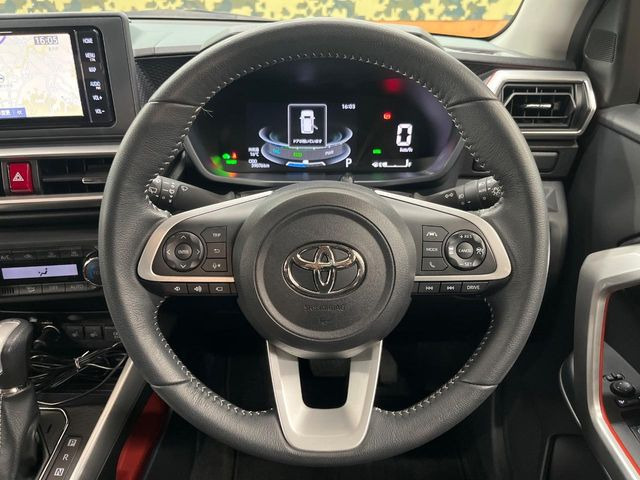 �y�����v�����X�e�A�����O�z�㎿�Ȋv���g�p���邱�ƂŁA��ɂ����������݂ƂĂ��^�]���₷���n���h���ł���