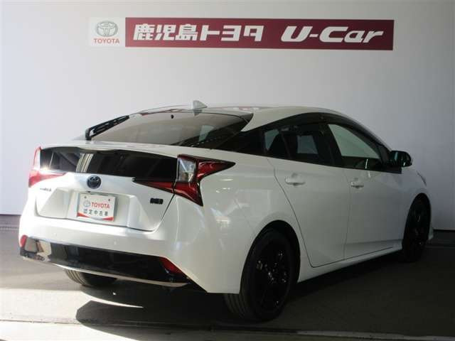 プリウス1.8 S ツーリングセレクション ブラックエディション