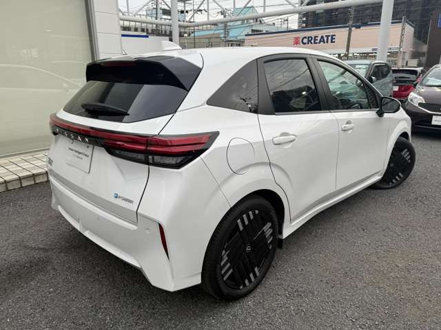 ノートオーラ1.2 G レザーエディション