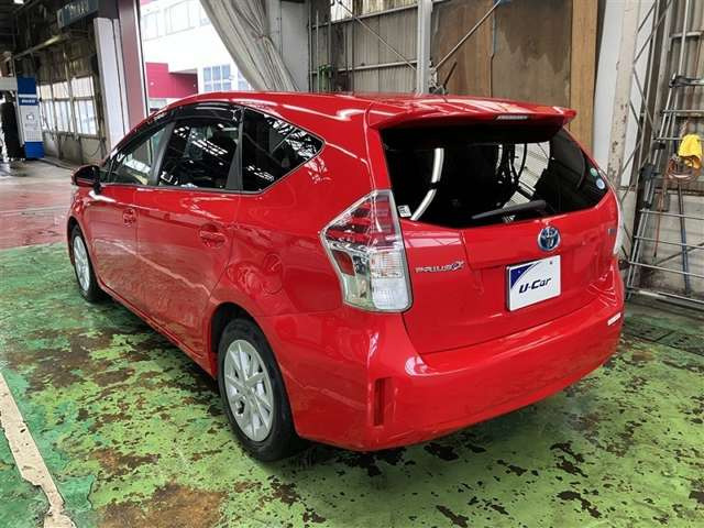 プリウスα1.8 S