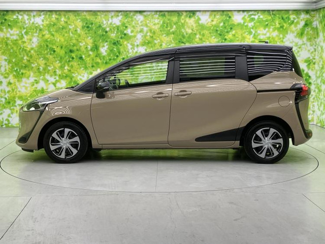 シエンタハイブリッド 1.5 G クエロ