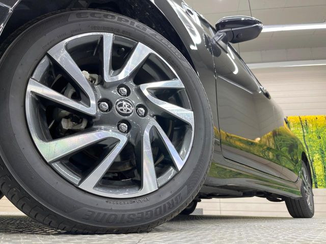 �y�����A���~�z�C�[���z�O�ςɃ}�b�`���������A���~�z�C�[���𑕒����Ă���܂��B�e��ЊO�A���~�z�C�[����A�X�^�b�h���X�^�C�����戵�����Ă���܂��B���񂲑��k����������