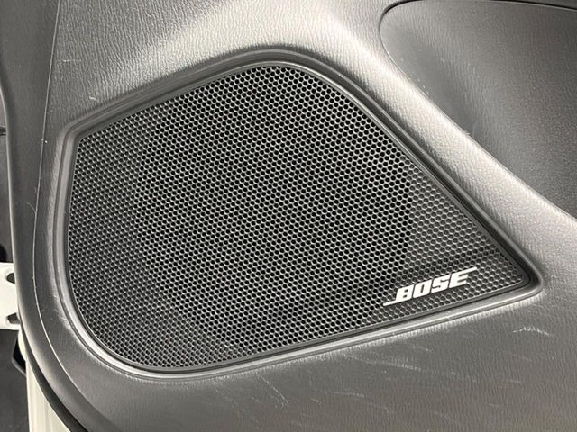 �yBOSE�T�E���h�V�X�e���t�������i�r�z�[���̃i�r�@�\�͂������A���x�ȃ`���[�j���O�\�͂����ڂ���Ă���A�������ȉ��y�����y���݂��������܂���