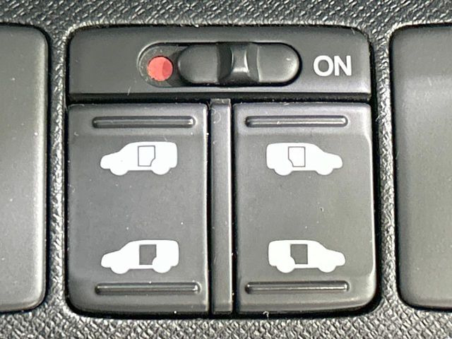 �y�����p���[�X���C�h�h�A�z�X�}�[�g�L�[��^�]�Ȃ̃X�C�b�`�Ō�ȗ����X���C�h�h�A�̊J���\���d��������͂����ăh�A���J����K�v�������A�����Ȃ��q�l�ł��ȒP�ɊJ���߂ł����K�ł���