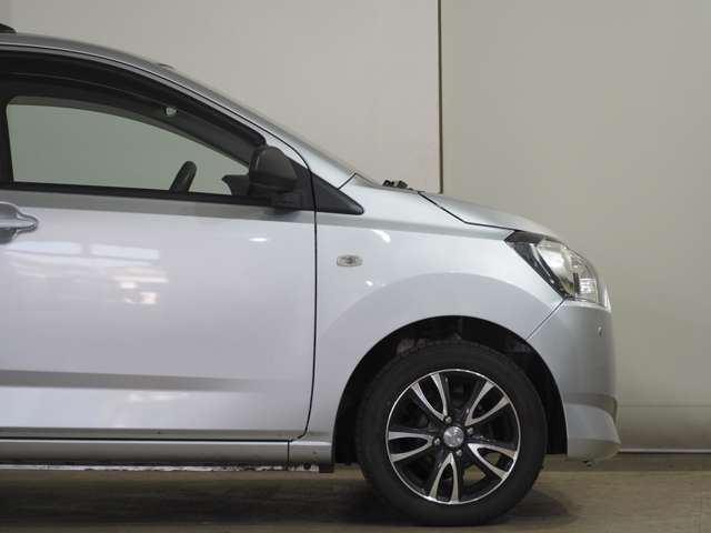 LINE�n�߂܂�����l�b�g�ɂ͍ڂ��Ă��Ȃ��ʐ^���������A�G���W���������������Ȃǂ̂��v�]�ɂ��������܂�!�F�B�o�^���ă��b�Z�[�W�������M������(^&omega;^)