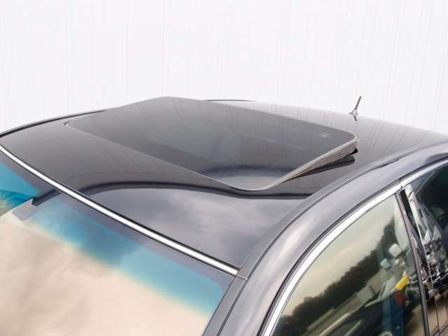 �e��I�[�g���[���戵�����B�ʏ�I�[�g���[���Œ�120�񂩂�A���R�ԍό^120��܂ŁA���q�l�̃j�[�Y�ɍ��������x�����@�����ē������Ă������܂��B�R���Ɏ��M�̖������q�l�����C�y�ɂ����k�������܂�