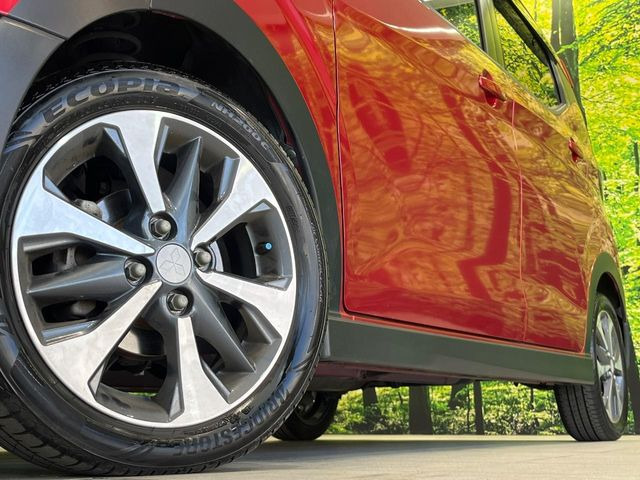 �y����15�C���`�A���~�z�C�[���z�O�ςɃ}�b�`���������A���~�z�C�[���𑕒����Ă���܂��B�e��ЊO�A���~�z�C�[����A�X�^�b�h���X�^�C�����戵�����Ă���܂��B���񂲑��k����������