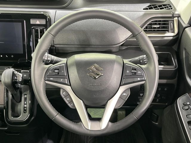 �y�����v�����X�e�A�����O�z�㎿�Ȋv���g�p���邱�ƂŁA��ɂ����������݂ƂĂ��^�]���₷���n���h���ł���