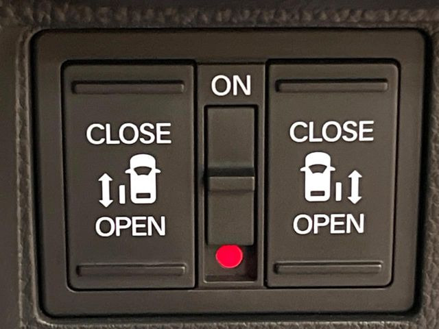 �y�����p���[�X���C�h�h�A�z�X�}�[�g�L�[��^�]�Ȃ̃X�C�b�`�Ō�ȗ����X���C�h�h�A�̊J���\���d��������͂����ăh�A���J����K�v�������A�����Ȃ��q�l�ł��ȒP�ɊJ���߂ł����K�ł���