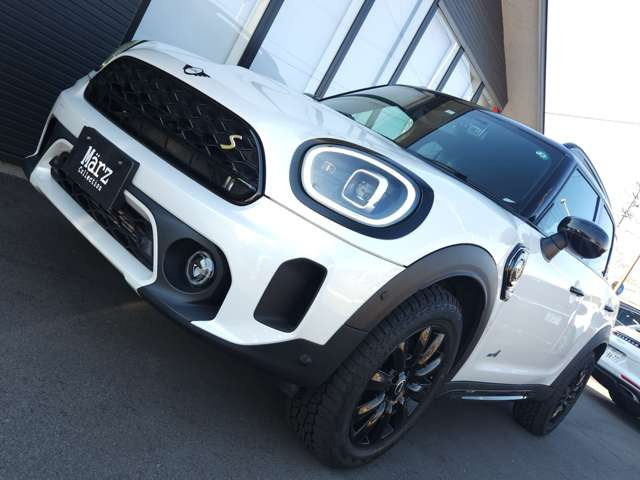 ミニクロスオーバークーパー S E オール4 4WD