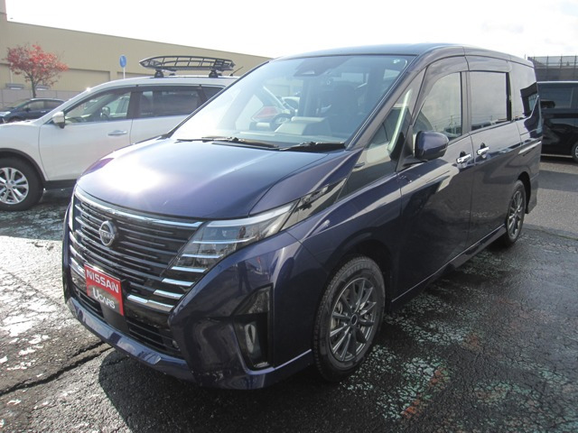 セレナ2.0 ハイウェイスターV 4WD