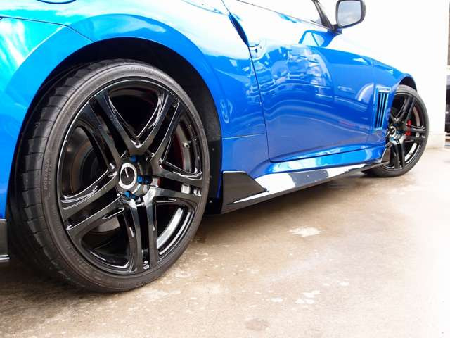 �e��I�[�g���[���戵�����B�ʏ�I�[�g���[���Œ�120�񂩂�A���R�ԍό^120��܂ŁA���q�l�̃j�[�Y�ɍ��������x�����@�����ē������Ă������܂��B�R���Ɏ��M�̖������q�l�����C�y�ɂ����k�������܂�