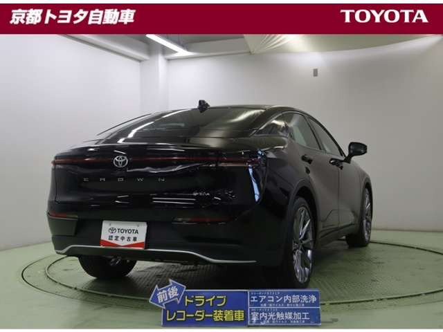 クラウンクロスオーバー2.5 G アドバンスト レザー パッケージ E-Four 4WD