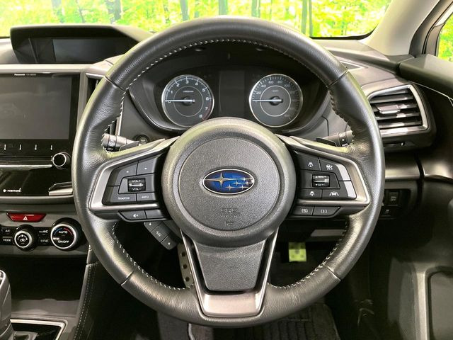 �y�����v�����X�e�A�����O�z�㎿�Ȋv���g�p���邱�ƂŁA��ɂ����������݂ƂĂ��^�]���₷���n���h���ł���