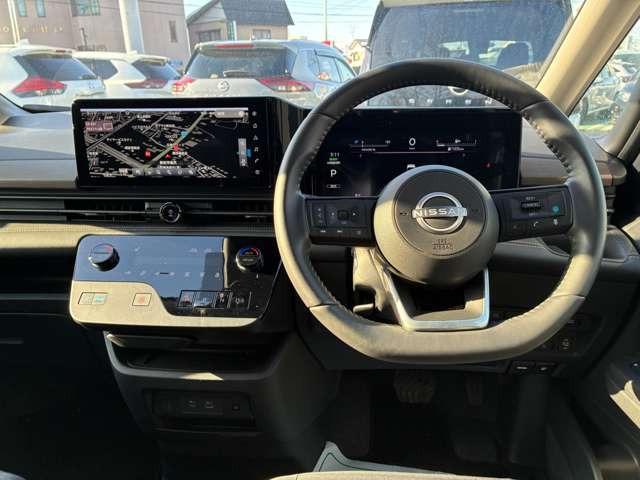 セレナ1.4 e-POWER ハイウェイスターV