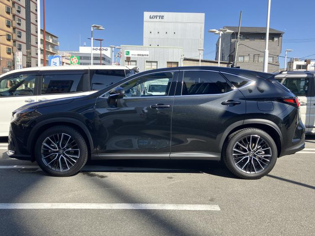 NX350h バージョンL