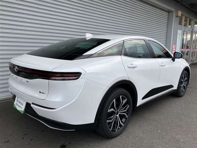 クラウンクロスオーバー2.5 G E-Four 4WD