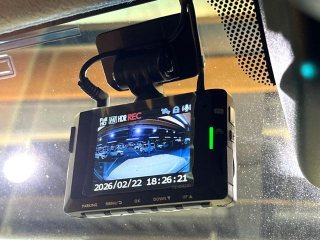 �y�h���C�u���R�[�_�[�z���S�E���S�ȃJ�[���C�t�ɕK�{�̃h���C�u���R�[�_�[�𑕔�!���s���͂������A������^�]�⎖�̂ɑ��������ۂ̏󋵂��f���ŋL�^���A����̃��X�N�ɔ����܂��B