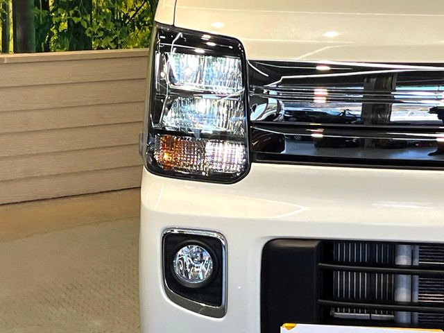 �yLED�w�b�h���C�g�z���V����ԑ��s�����ǍD�Ȏ��E���m�ۂ����S���ĉ^�]�ł��鍂�P�xLED�w�b�h���C�g�𑕔�!�_�����x�������A����d�͂��}�����Ă��܂��B