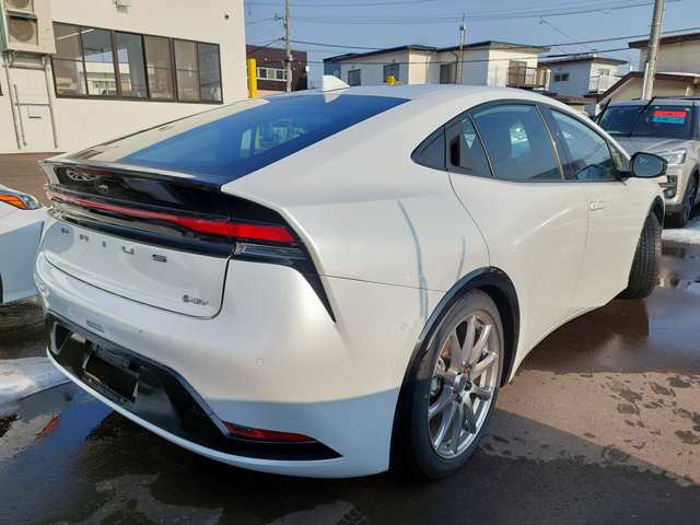 プリウス2.0 Z E-Four 4WD