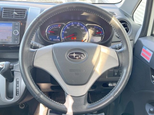 �y�����v�����X�e�A�����O�z�㎿�Ȋv���g�p���邱�ƂŁA��ɂ����������݂ƂĂ��^�]���₷���n���h���ł���