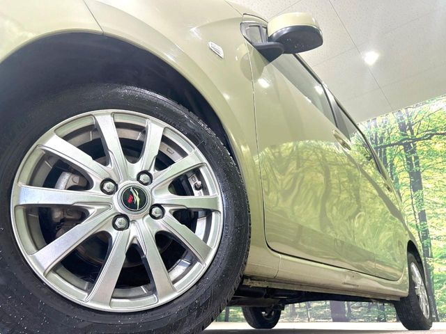 �y14�C���`�A���~�z�C�[���z�O�ςɃ}�b�`�����A���~�z�C�[���𑕒����Ă���܂��B�e��A���~�z�C�[����A�X�^�b�h���X�^�C�����戵�����Ă���܂��B���񂲑��k����������