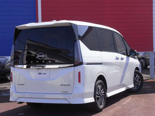 セレナ1.4 e-POWER ルキシオン