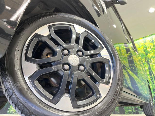 �y����15�C���`�A���~�z�C�[���z�O�ςɃ}�b�`���������A���~�z�C�[���𑕒����Ă���܂��B�e��ЊO�A���~�z�C�[����A�X�^�b�h���X�^�C�����戵�����Ă���܂��B���񂲑��k����������