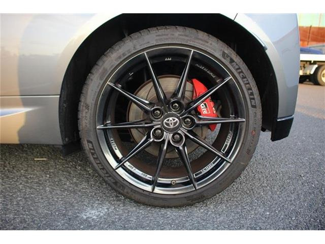 ���Ǝҗl�ւ̔̔��͂��f�肳���Ă��������܂��B �Ԍ������ԗ��̏ꍇ�́A�Ԍ����擾�������x�������z�ŕ\�����Ă���܂��B