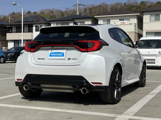 GRヤリス1.6 RZ ハイ パフォーマンス 4WD