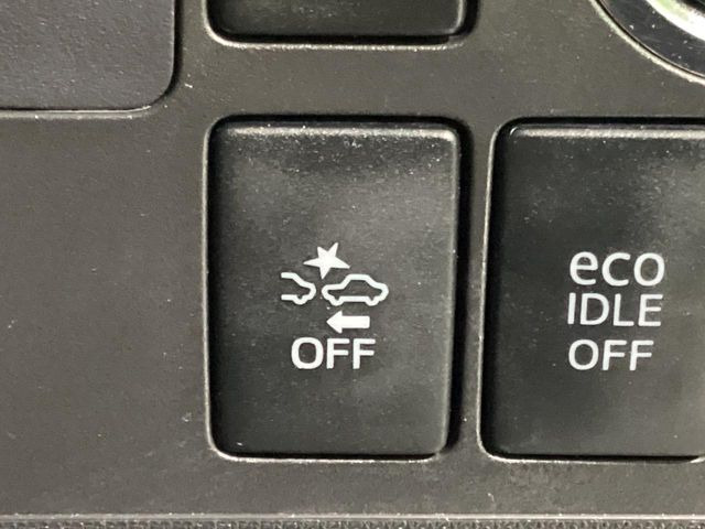 �y�X�}�[�g�A�V�X�g�z���s���ɑO���̎ԗ�����F�����A�Փ˂������Ȏ��͌x��ƃu���[�L�ŏՓˉ���Ɣ�Q�y�����A�V�X�g�B�����S�Ƀh���C�u�����y���݂��������܂��B