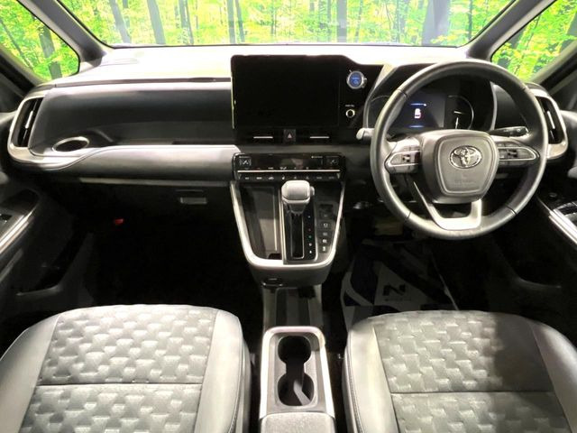 ヴォクシー1.8 ハイブリッド S-Z